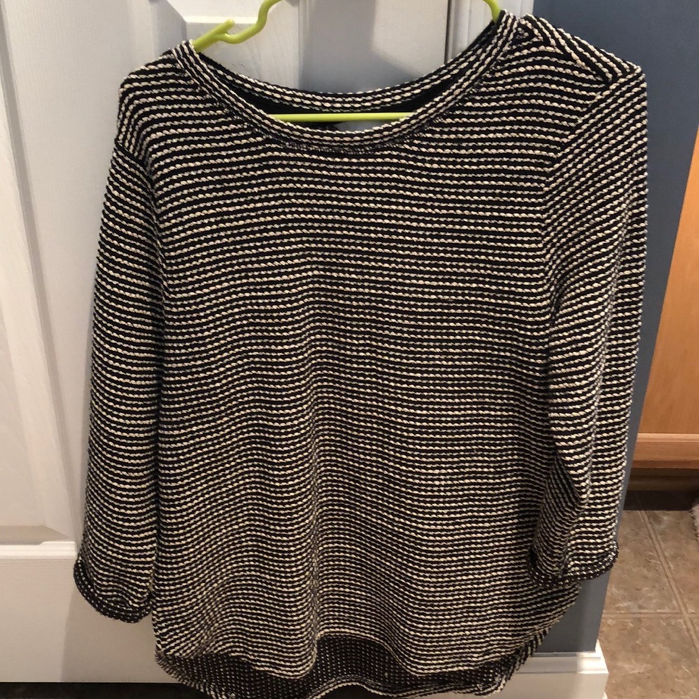 H&M light sweater